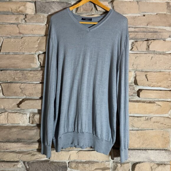 Charles Tyrwhitt Men’s Sweater XXL Blue V-Neck 100% Merino Wool Extra Fine - Picture 1 of 5